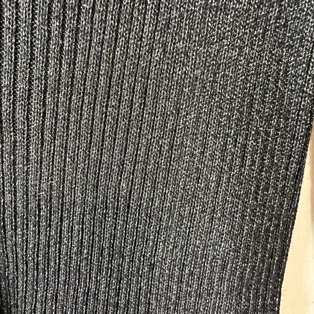 BB Dakota Honey I Shrunk The Metallic V-Neck Cardigan size S - Picture 16 of 16